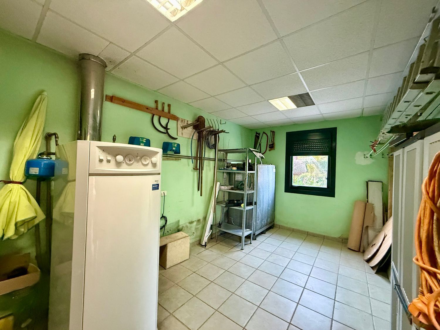 Casa en venta  Abegondo, A Coruña  59/88