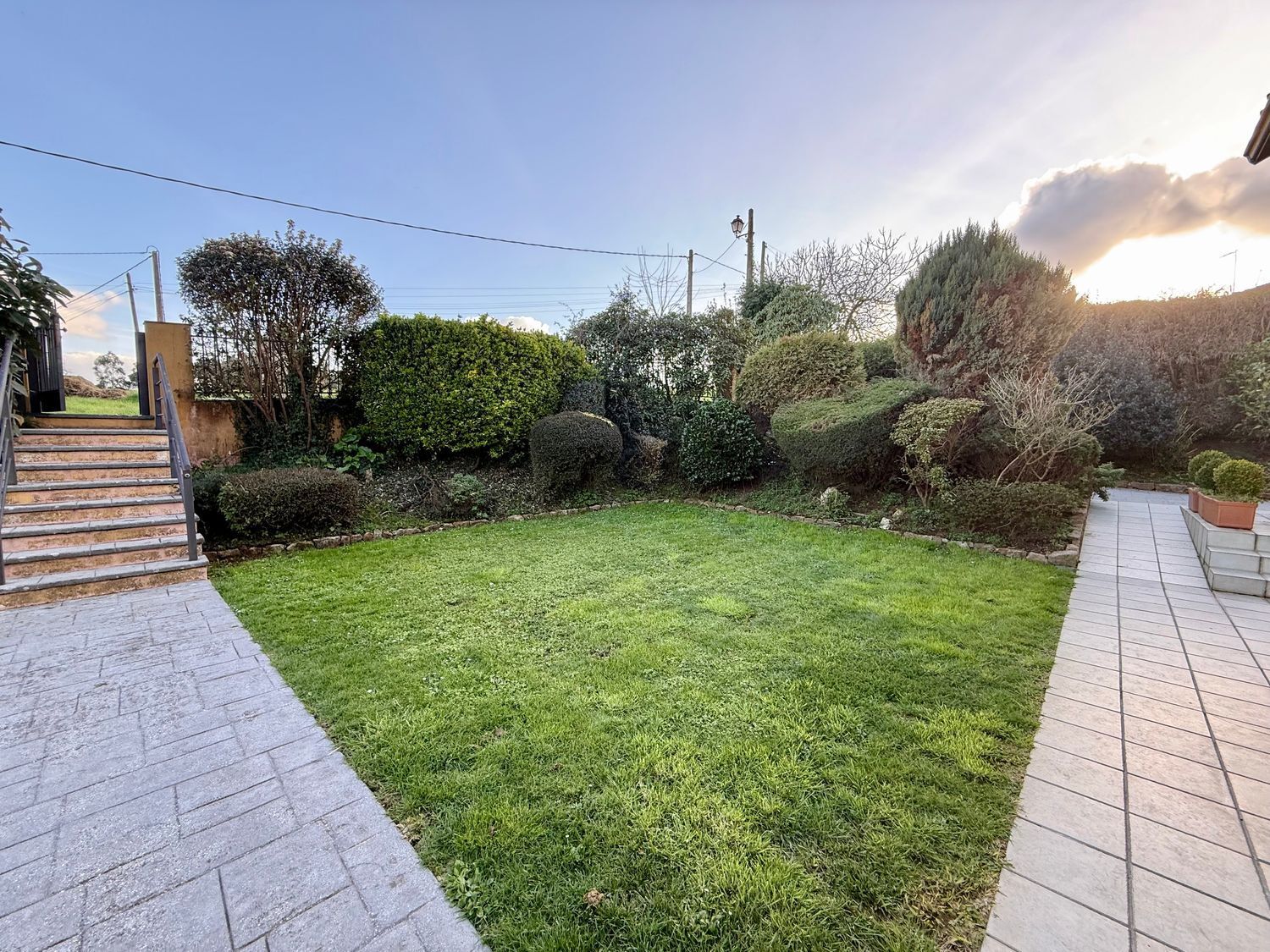 Casa en venta  Abegondo, A Coruña  67/88