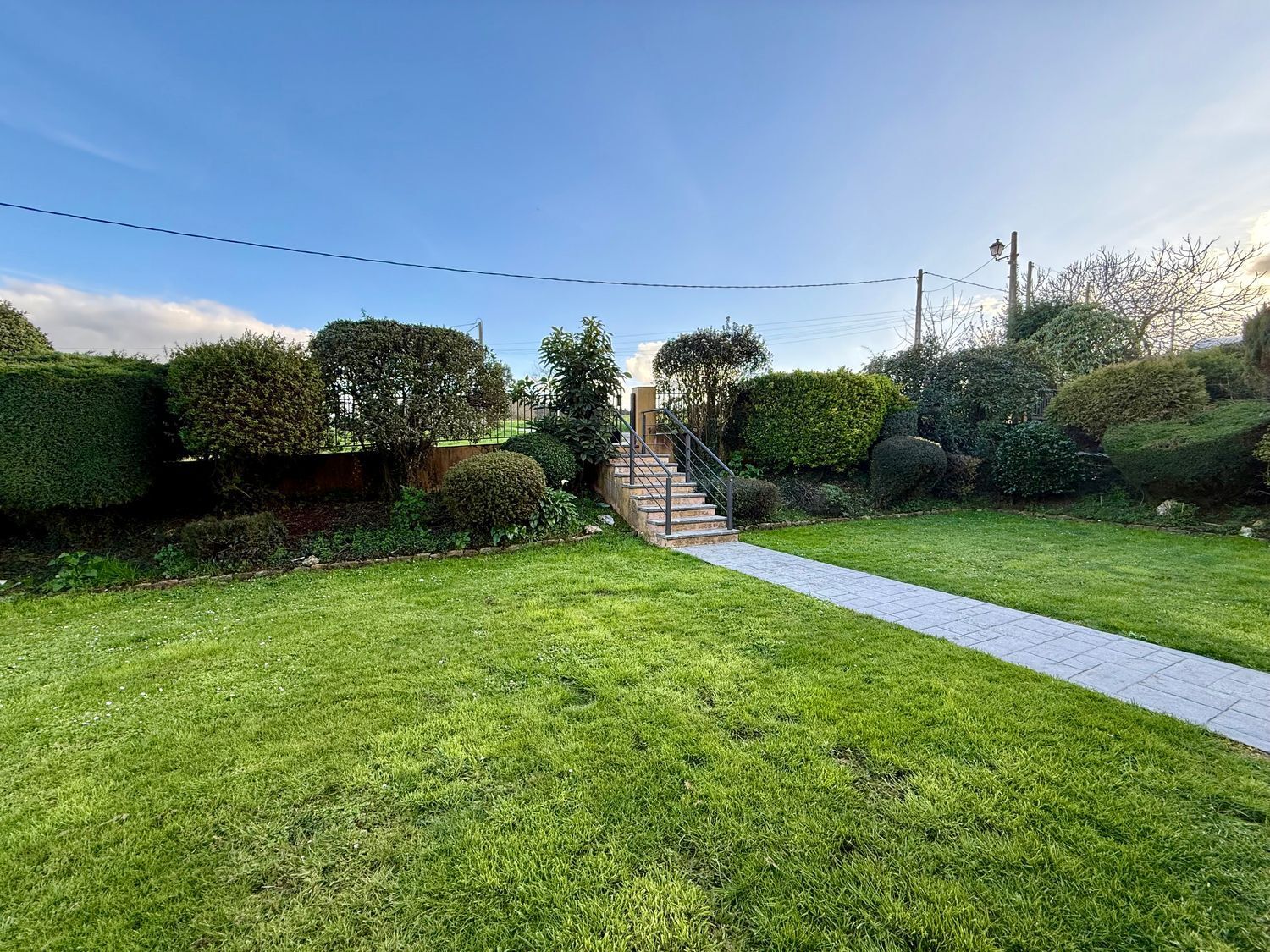 Casa en venta  Abegondo, A Coruña  69/88