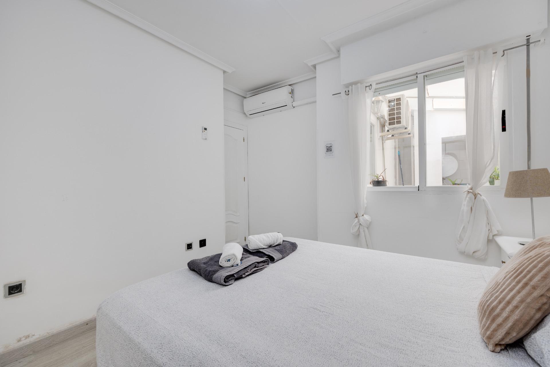 Pisos-Venta-Torrevieja-1935640-Foto-26