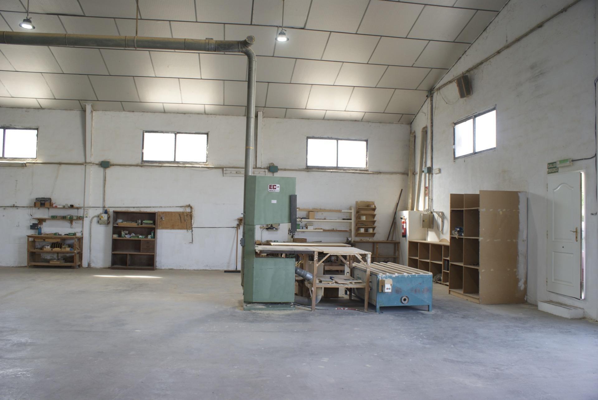 Naves-Venta-Vallada-1764839-Foto-16