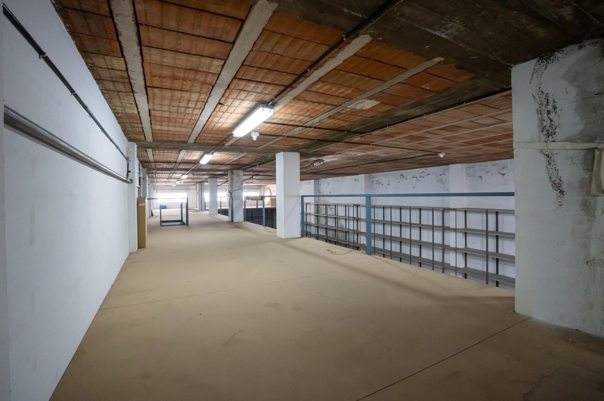 Negocios-Venta-AlcalÃ¡ del RÃ­o-2115883-Foto-32