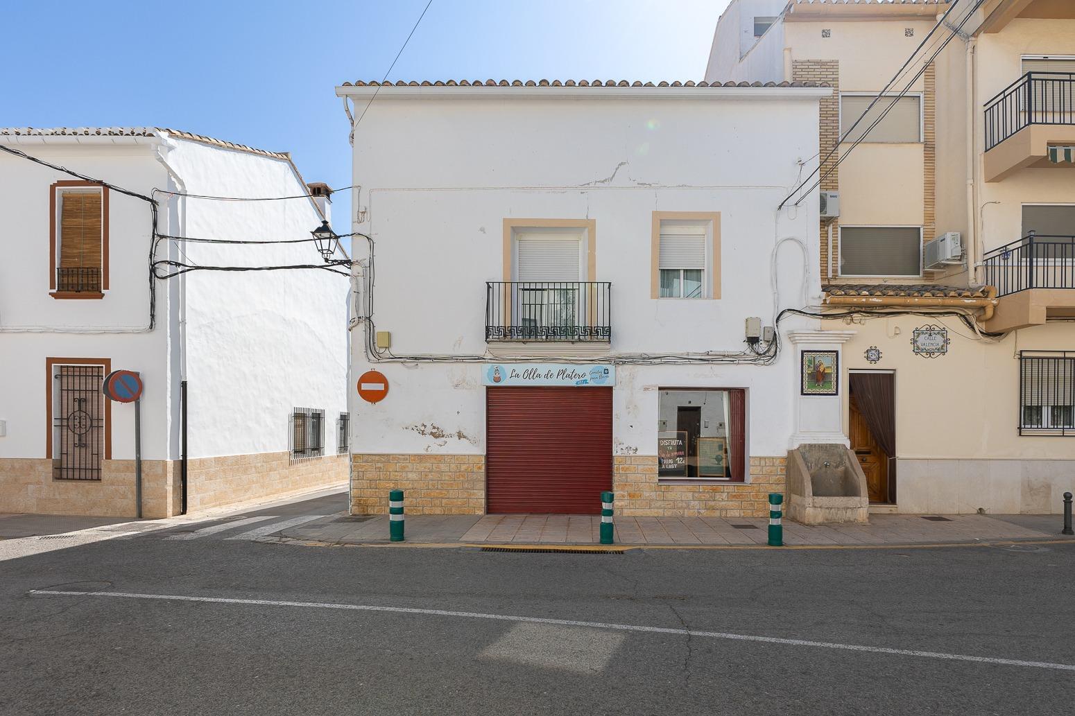 Negocios-Venta-Macastre-2143039-Foto-2