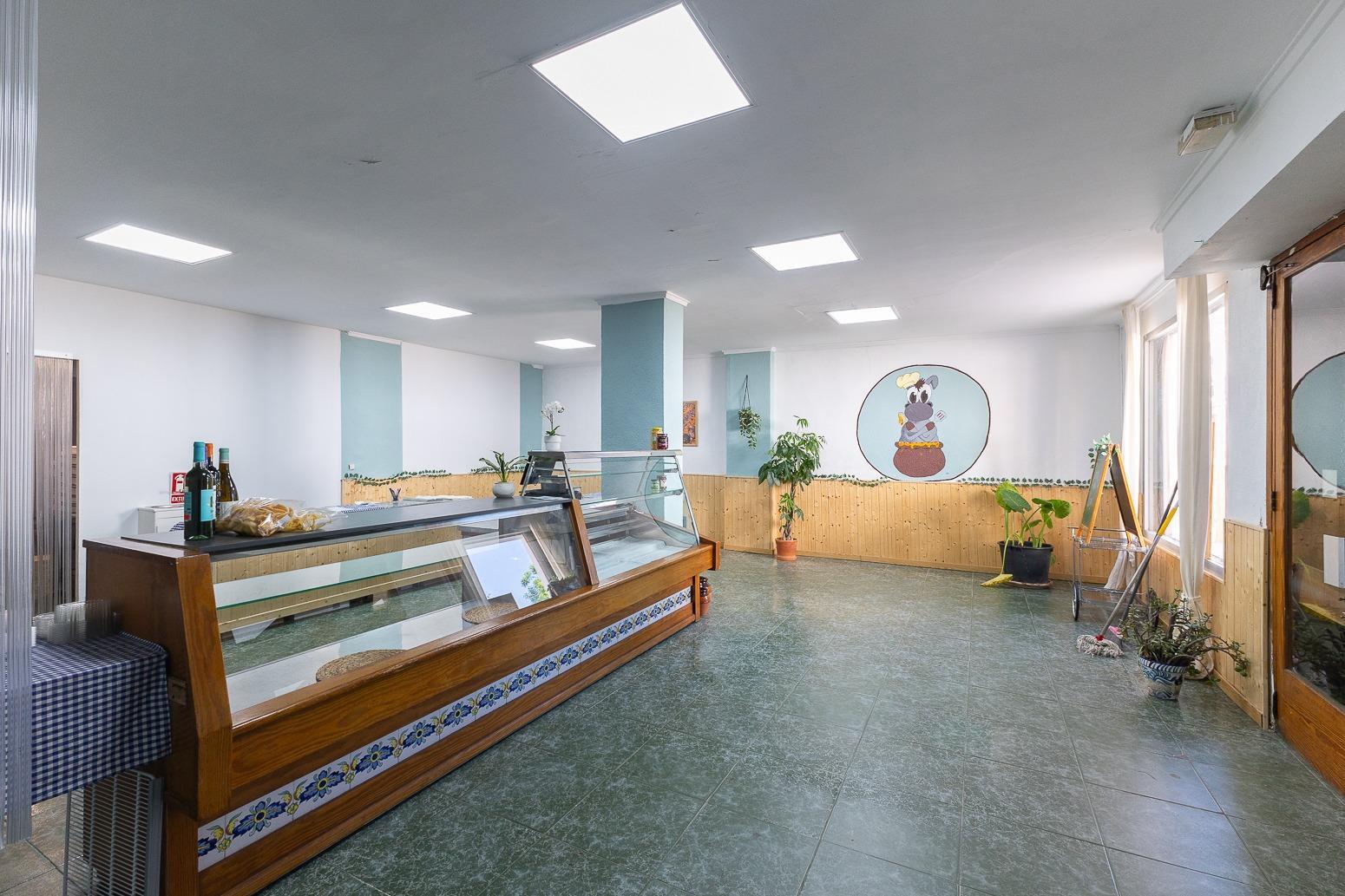 Negocios-Venta-Macastre-2143039-Foto-12