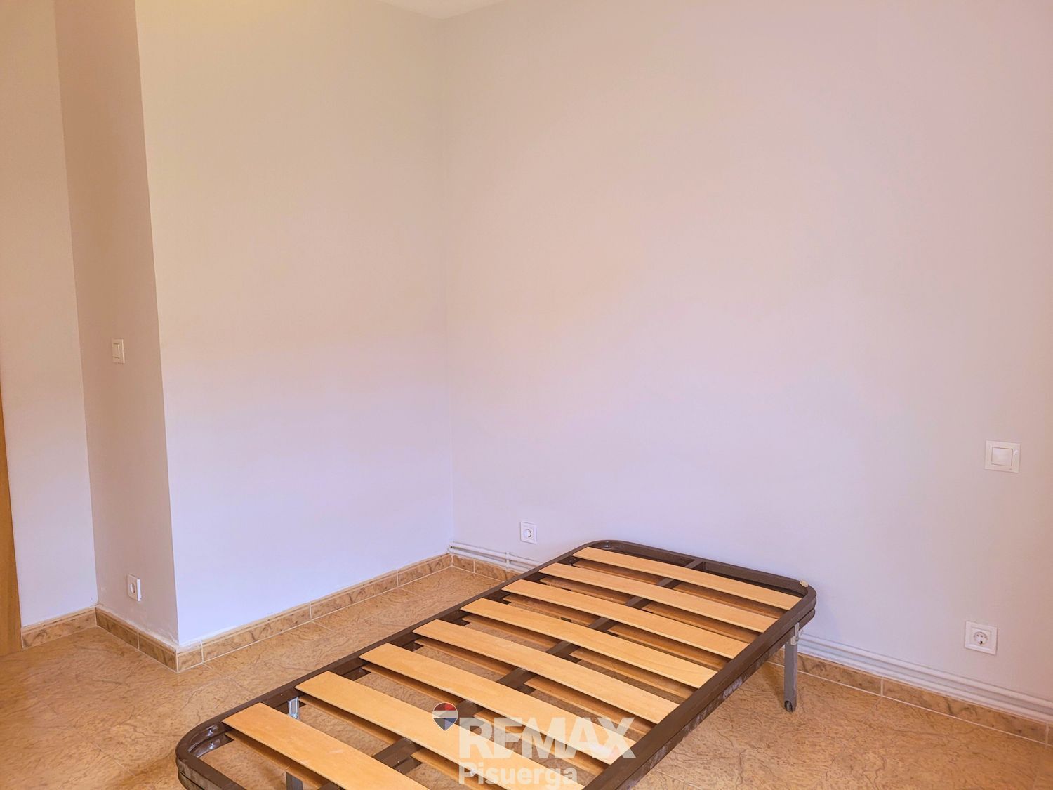 Pisos-Venta-Tudela de Duero-2108381-Foto-20