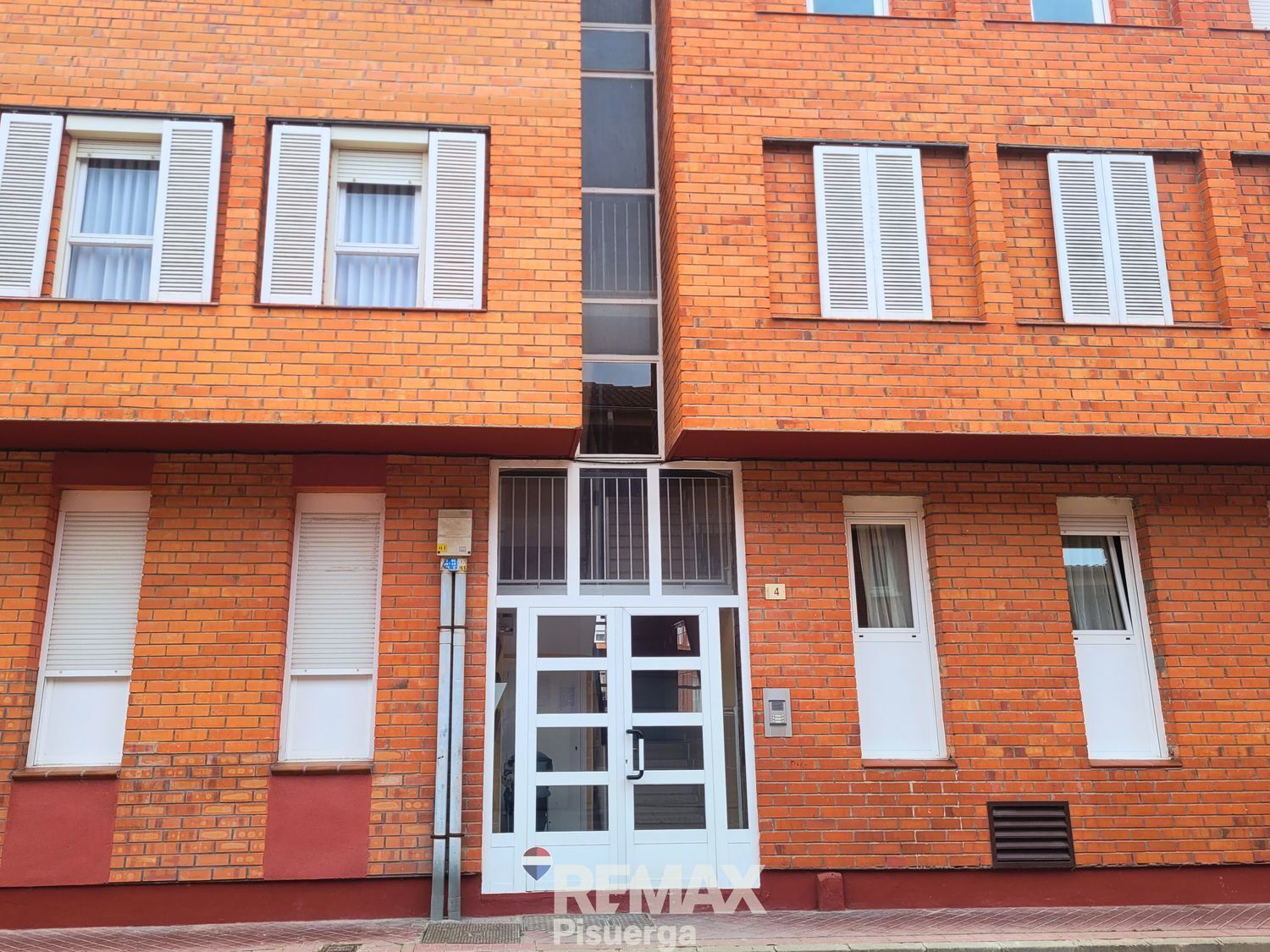 Pisos-Venta-Tudela de Duero-2108381-Foto-31