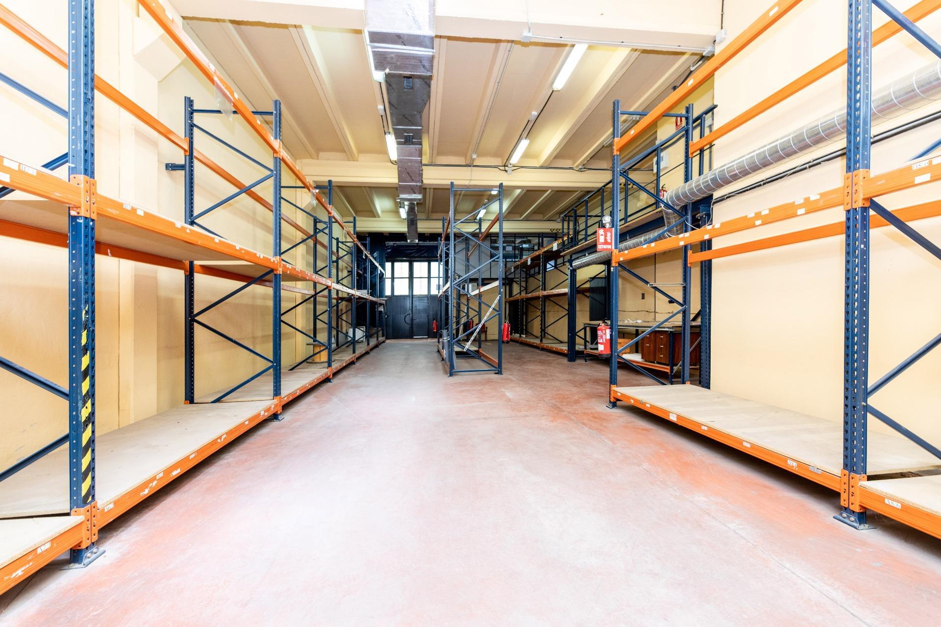 Naves-Venta-San SebastiÃ¡n de los Reyes-2150242-Foto-25