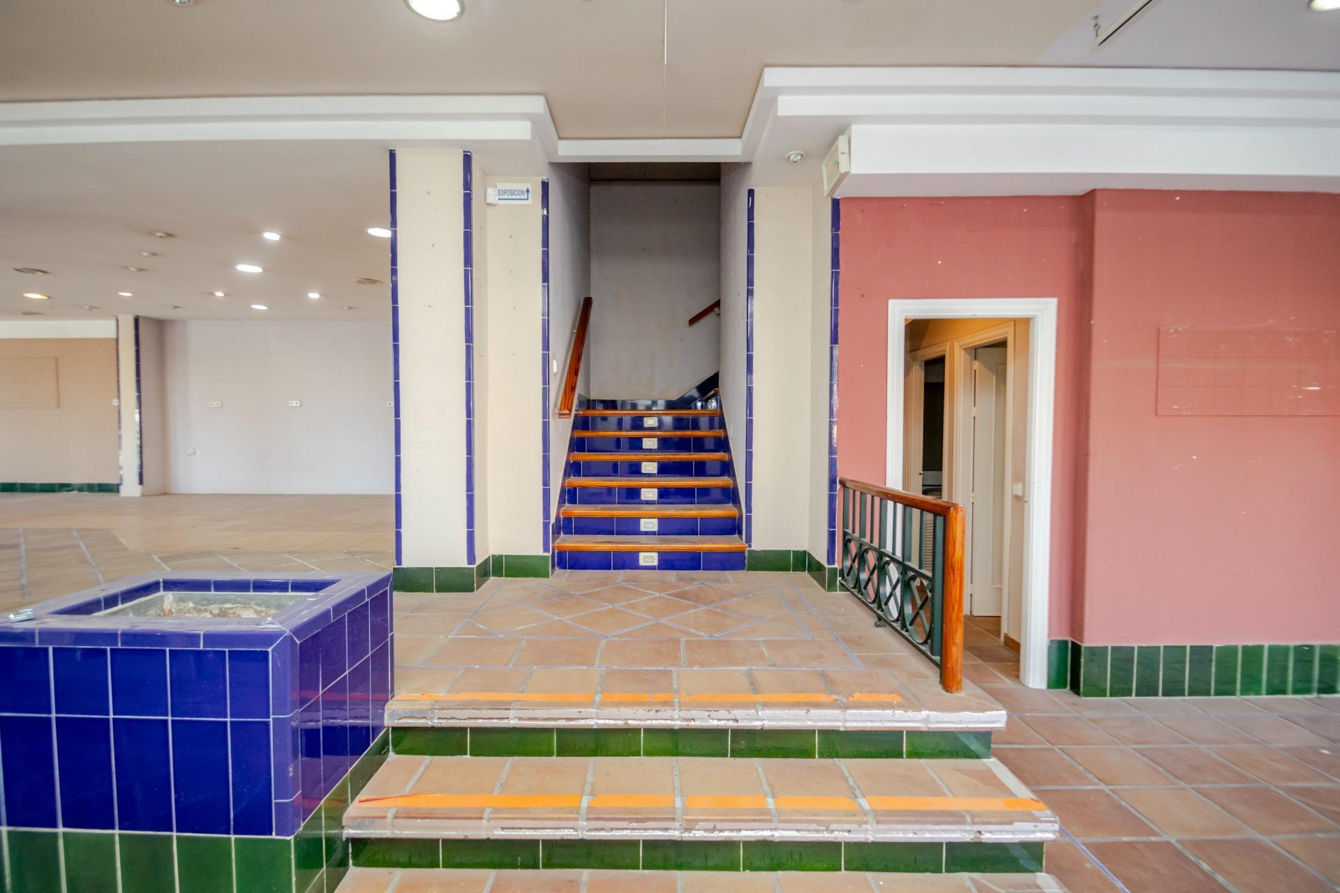 Edificios-Venta-Mairena del Aljarafe-1995222-Foto-12