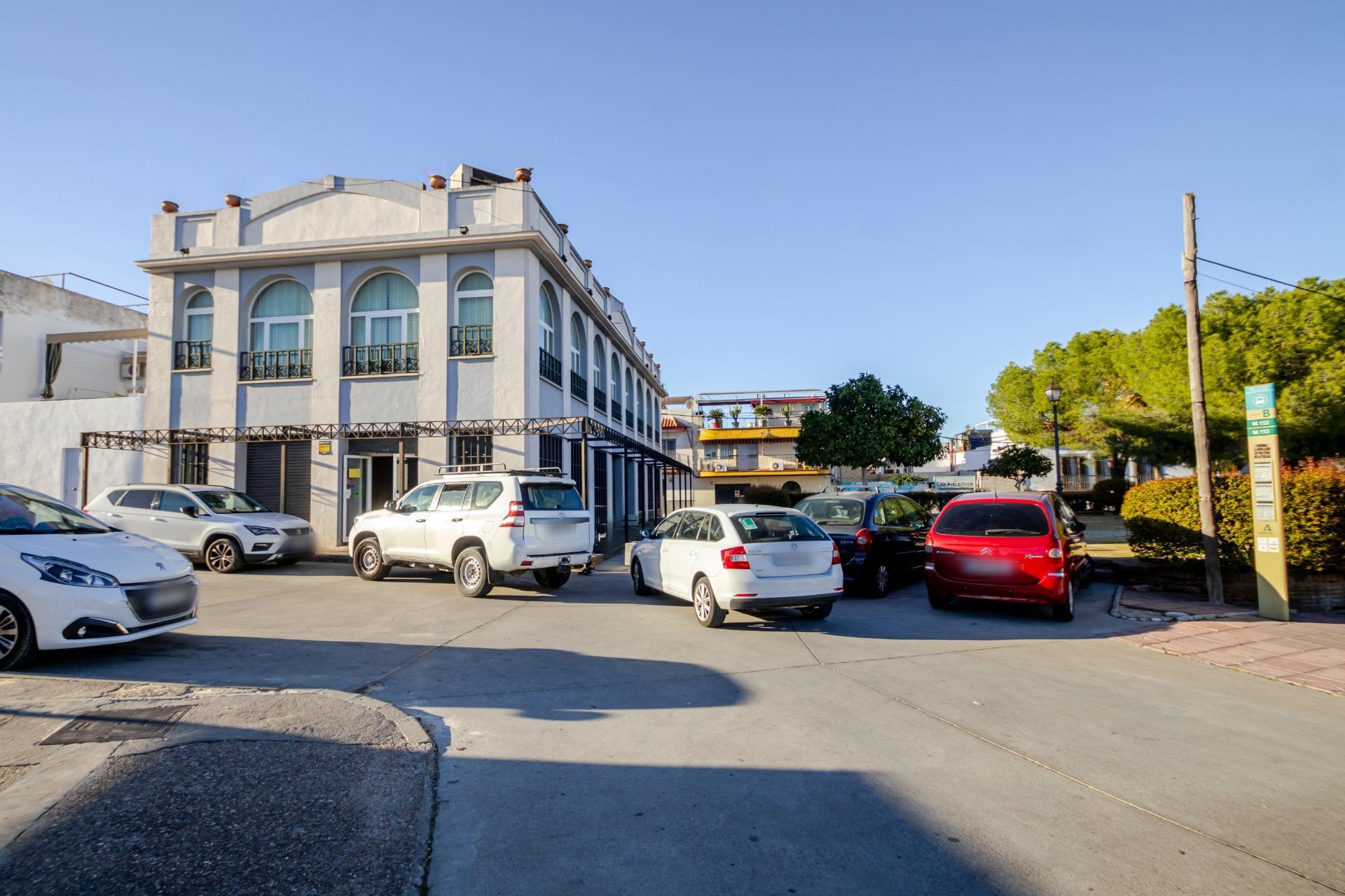 Edificios-Venta-Mairena del Aljarafe-1995222-Foto-22