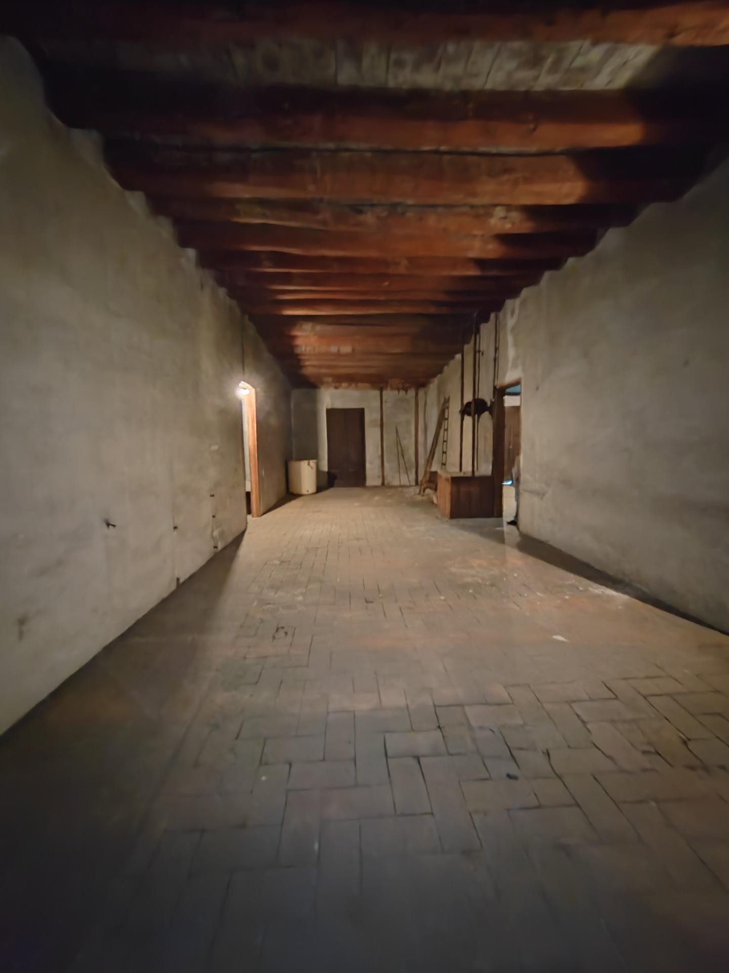 Edificios-Venta-Molins de Rei-2150215-Foto-6