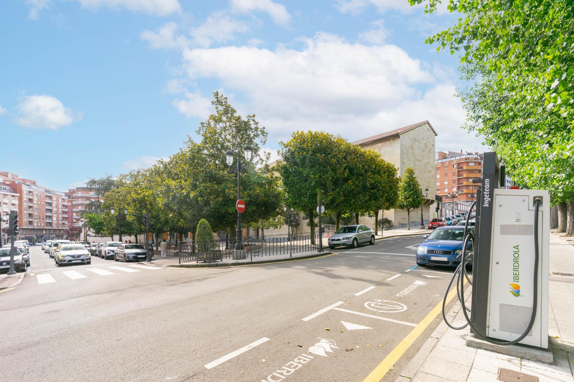 Negocios-Venta-Oviedo-1838105-Foto-31