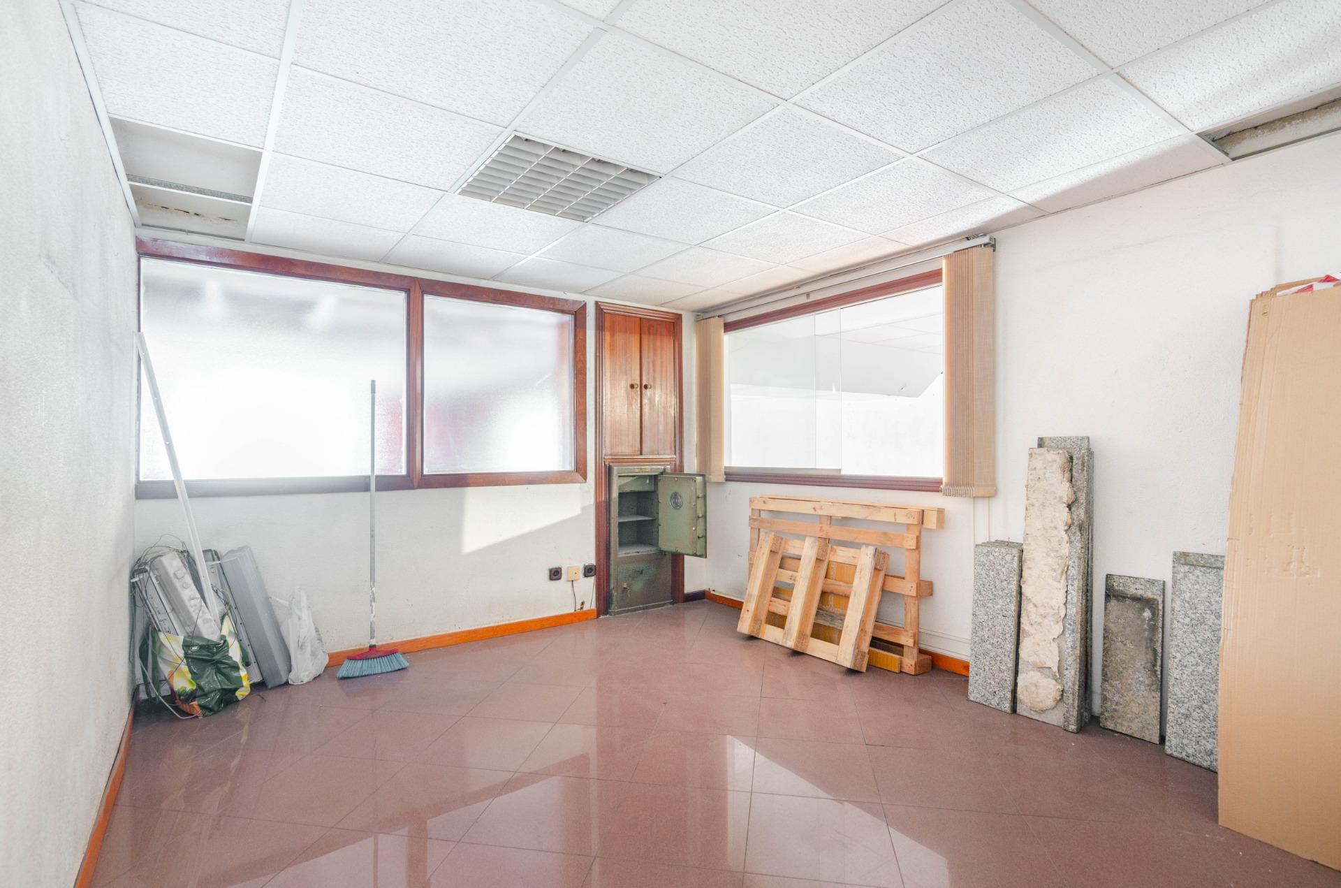 Negocios-Venta-Oviedo-2033150-Foto-21