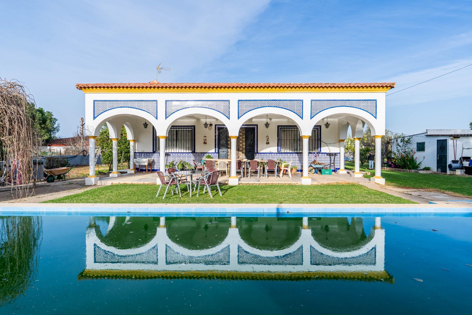 Casas o chalets-Venta-SanlÃºcar la Mayor-2151798-Foto-2