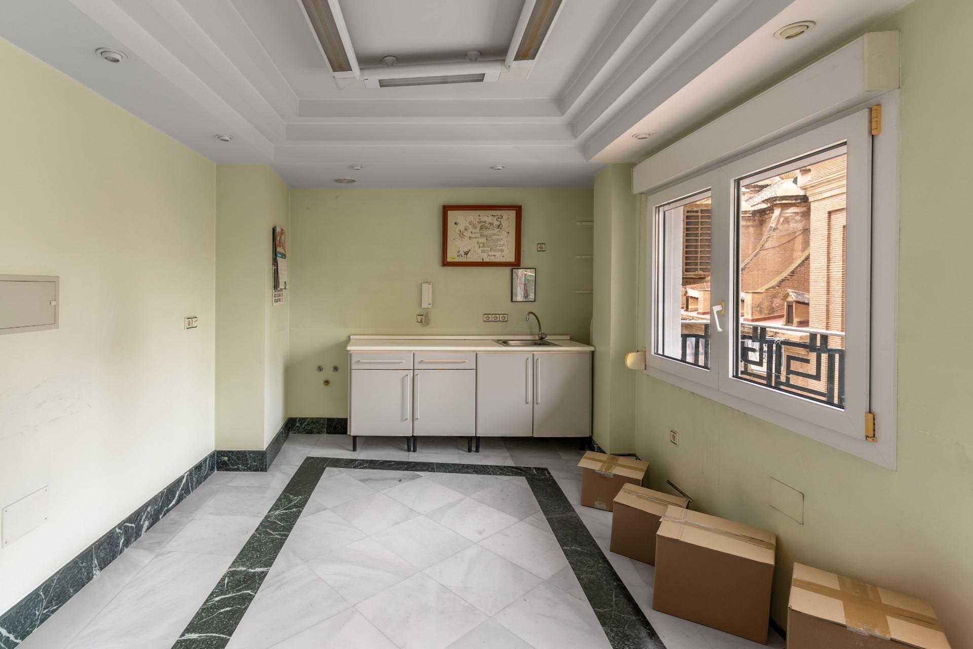 Oficinas-Venta-AlmerÃ­a-2151348-Foto-7