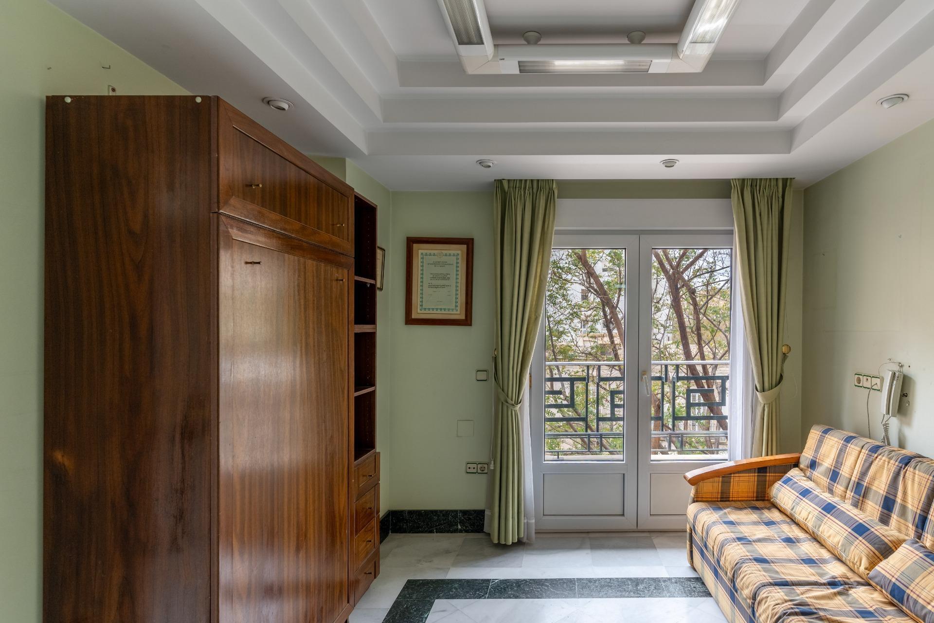 Oficinas-Venta-AlmerÃ­a-2151348-Foto-12