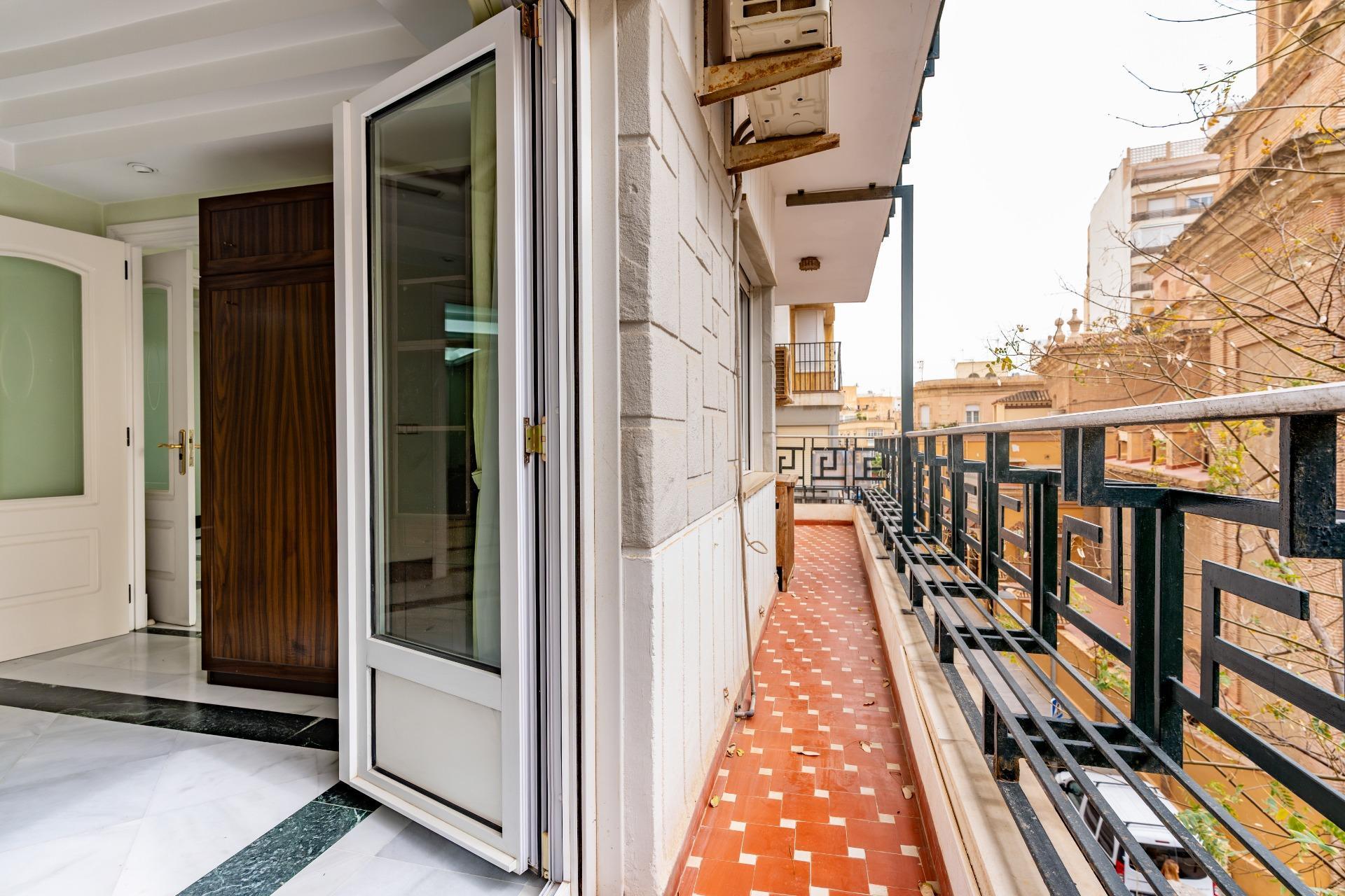 Oficinas-Venta-AlmerÃ­a-2151348-Foto-14