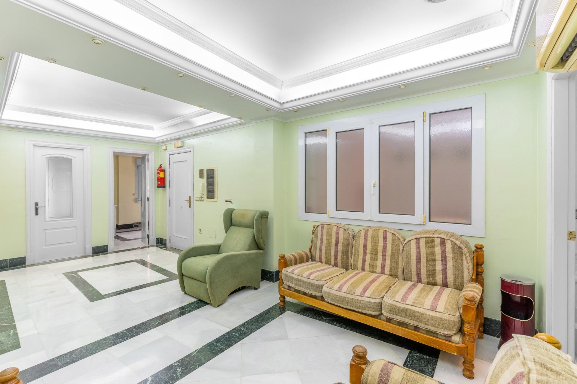 Oficinas-Venta-AlmerÃ­a-2151348-Foto-26