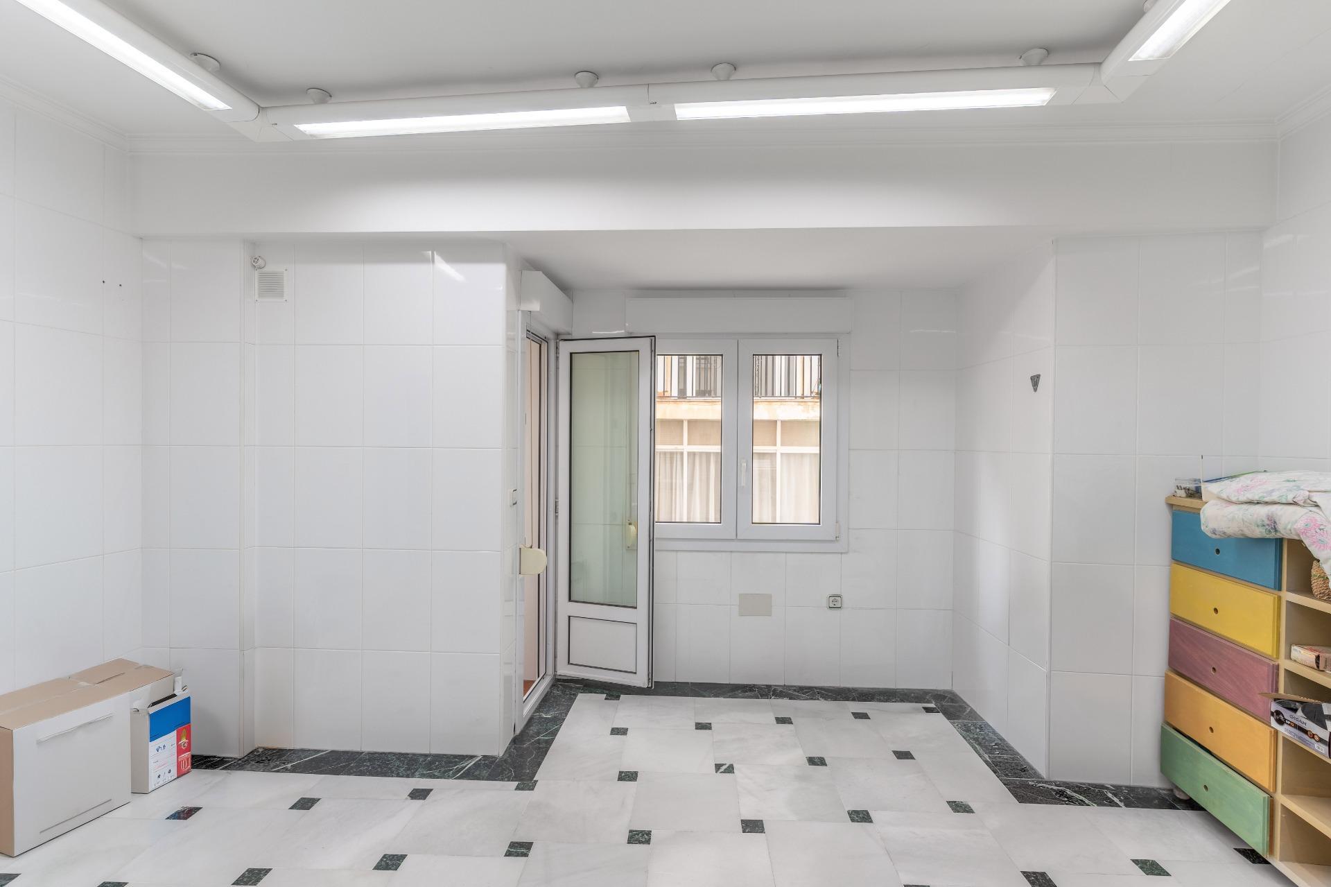 Oficinas-Venta-AlmerÃ­a-2151348-Foto-33