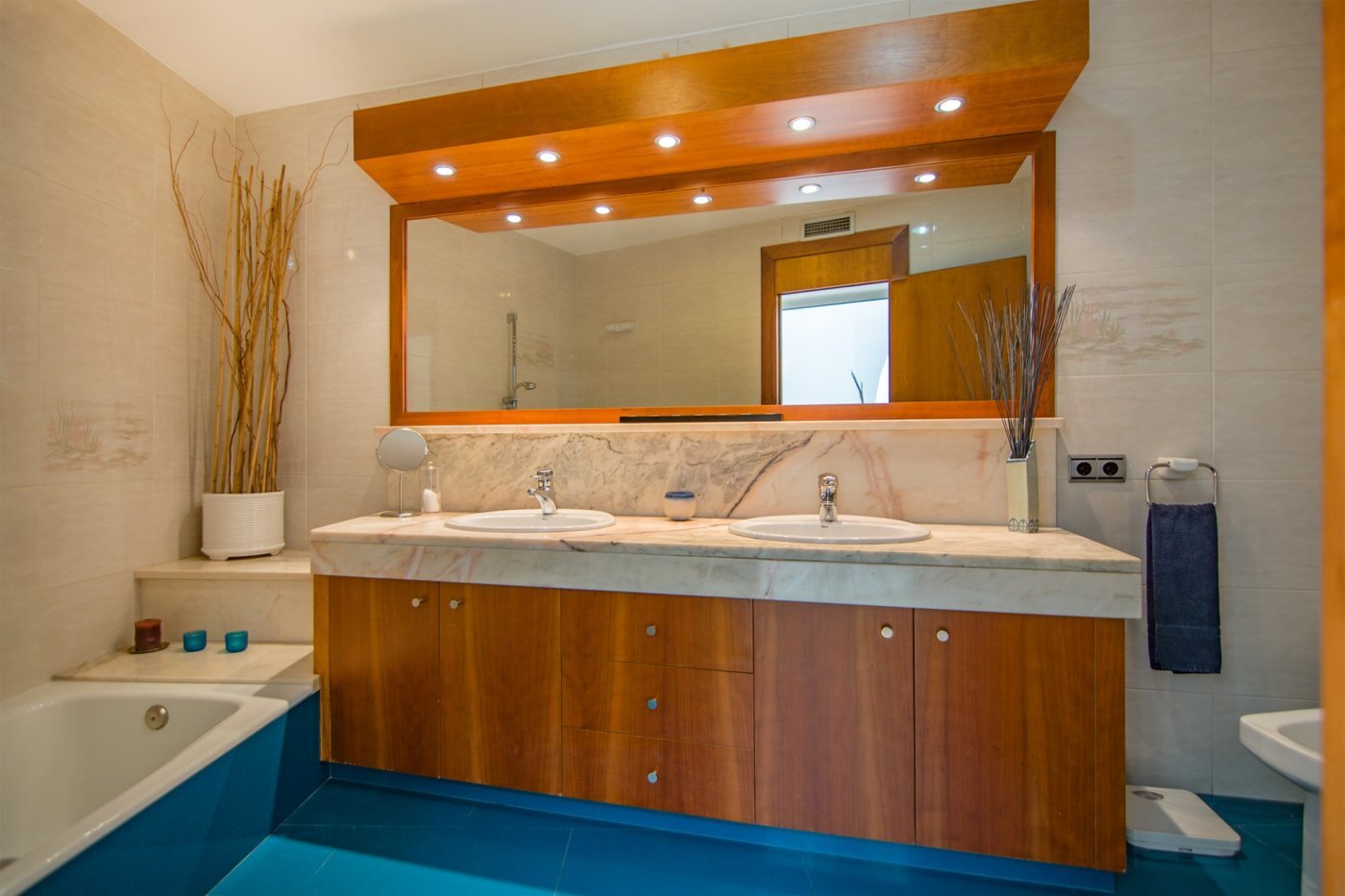 CASA EN EL EIXAMPLE DE FIGUERES