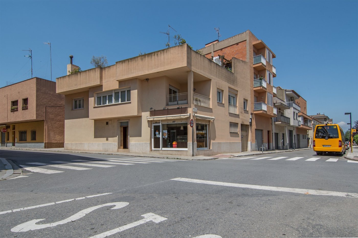 CASA EN EL EIXAMPLE DE FIGUERES