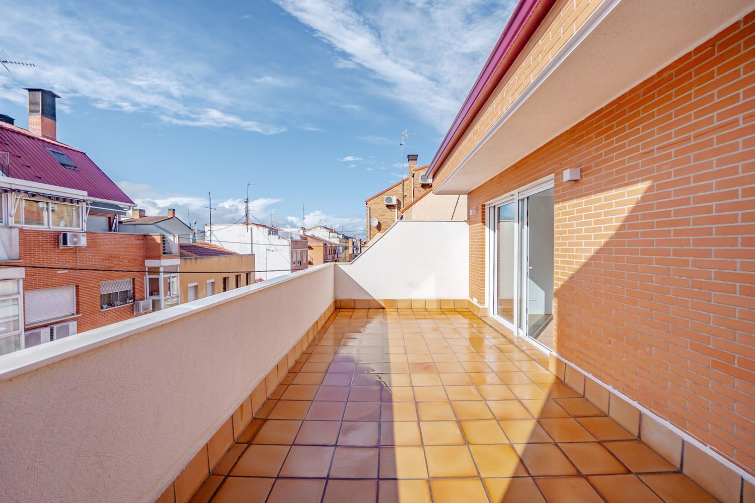 Edificios-Venta-Madrid-2041023-Foto-2