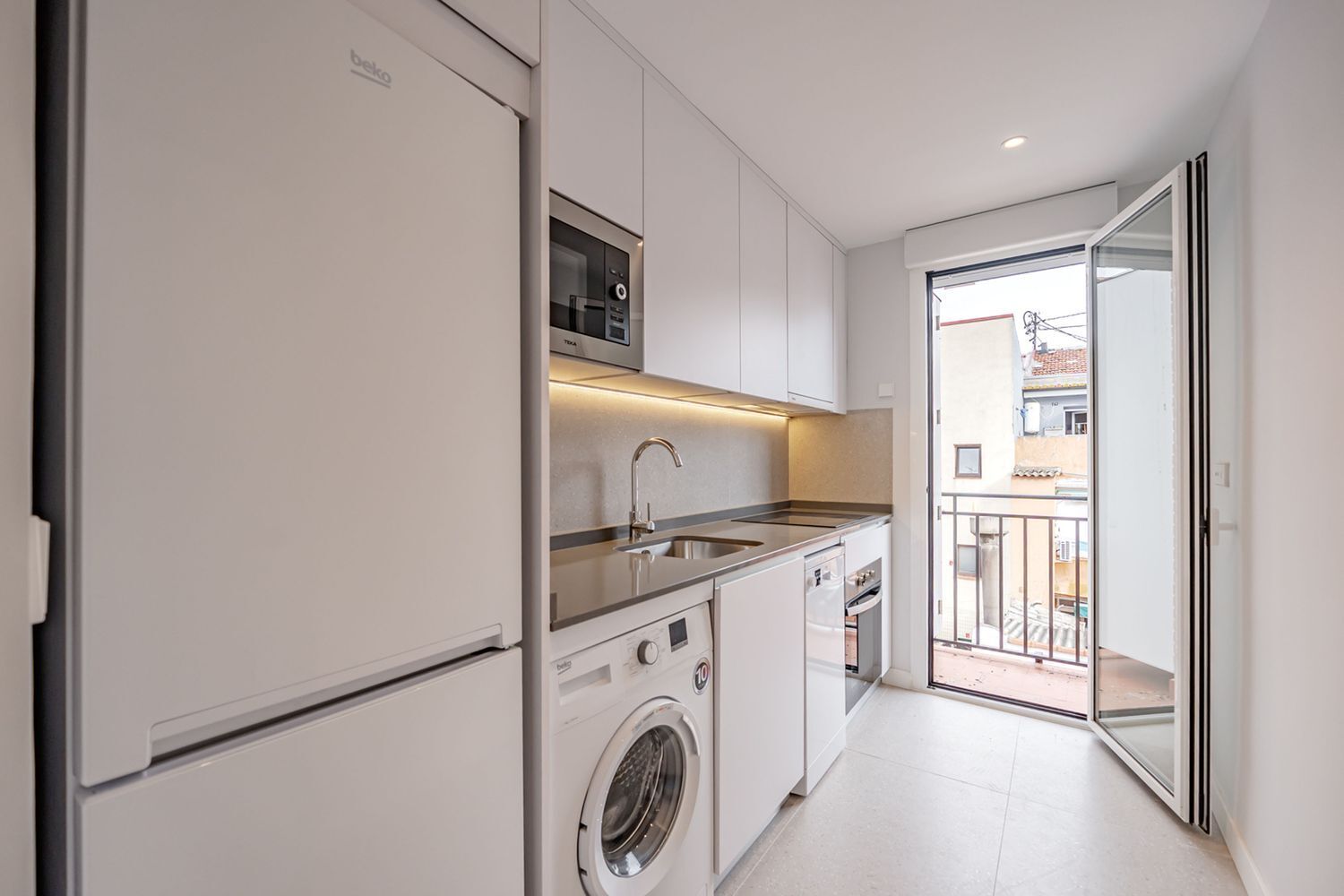 Edificios-Venta-Madrid-2041023-Foto-14