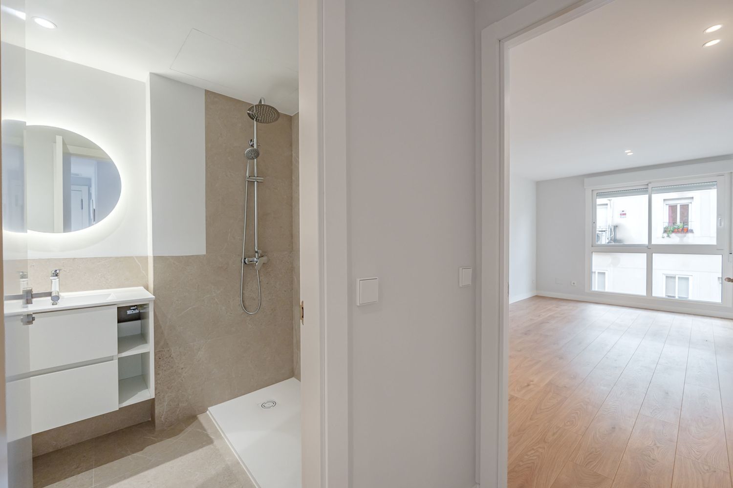 Edificios-Venta-Madrid-2041023-Foto-15