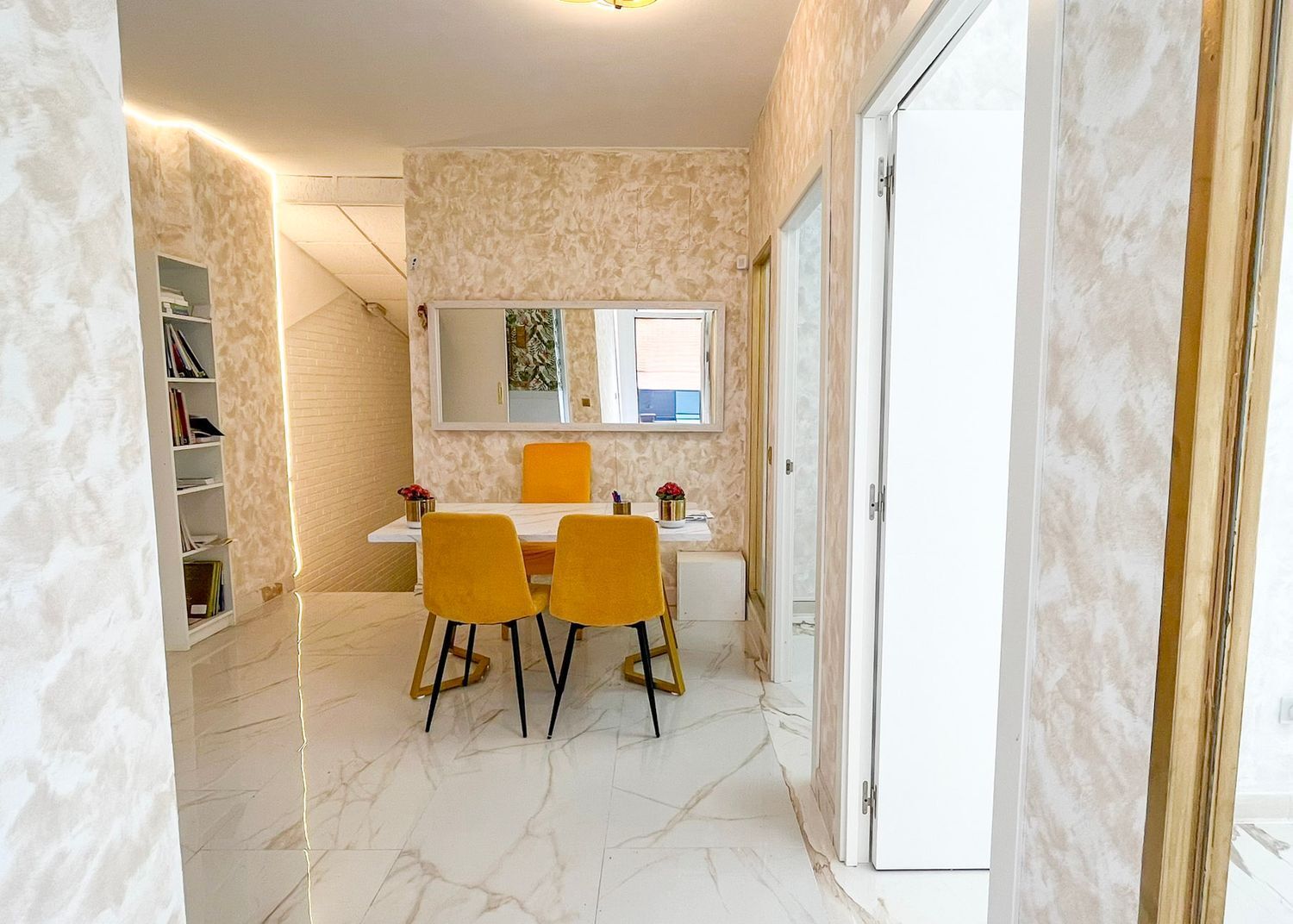 Negocios-Venta-Las Rozas de Madrid-2115865-Foto-2