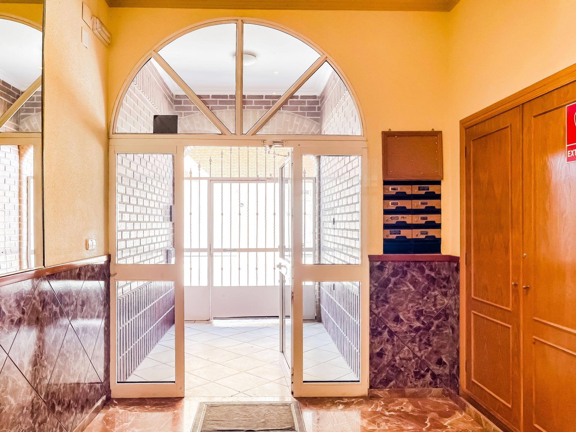 Negocios-Alquiler-Requena-588265-Foto-14