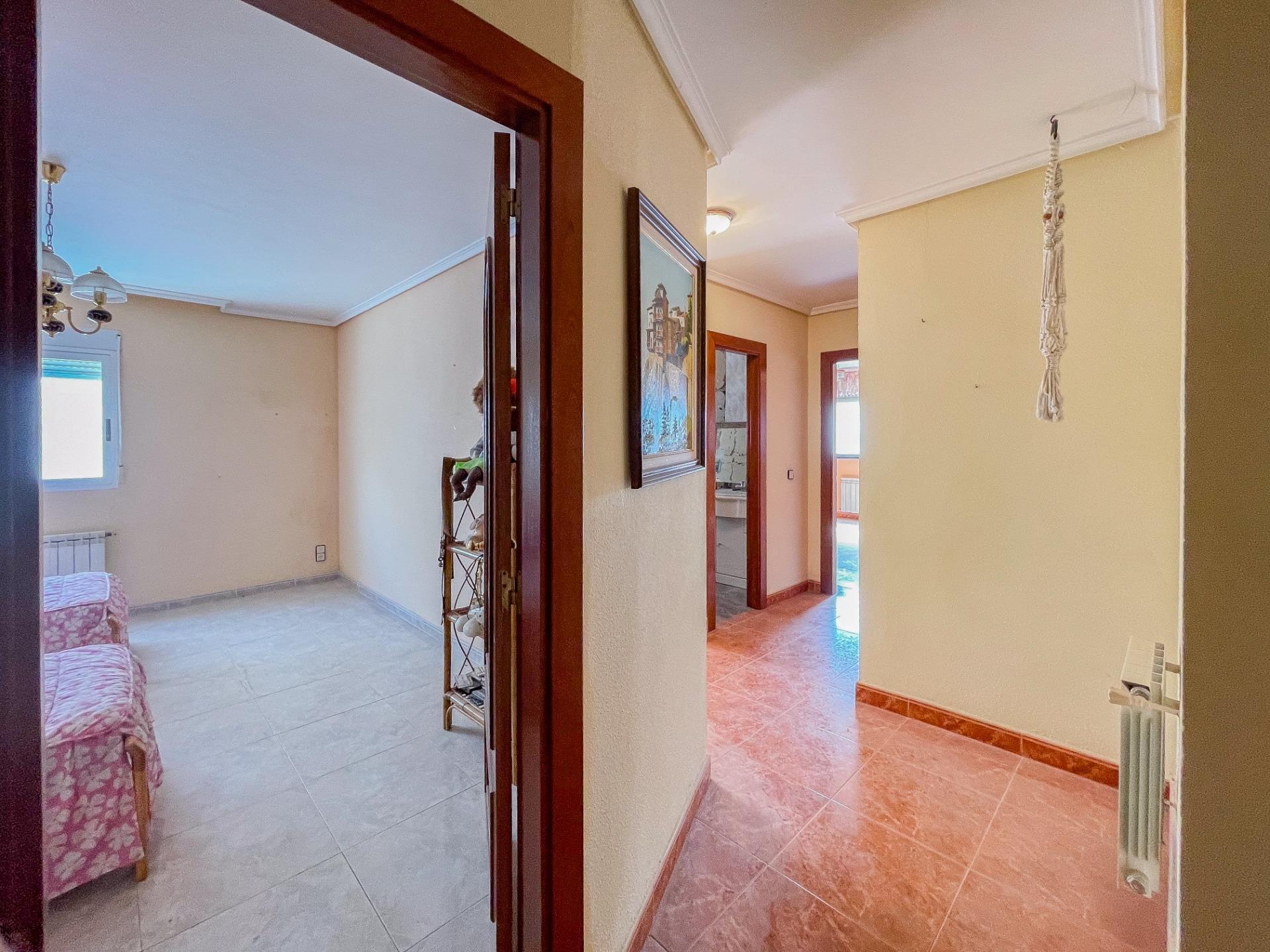 Pisos-Venta-Requena-1399218-Foto-26