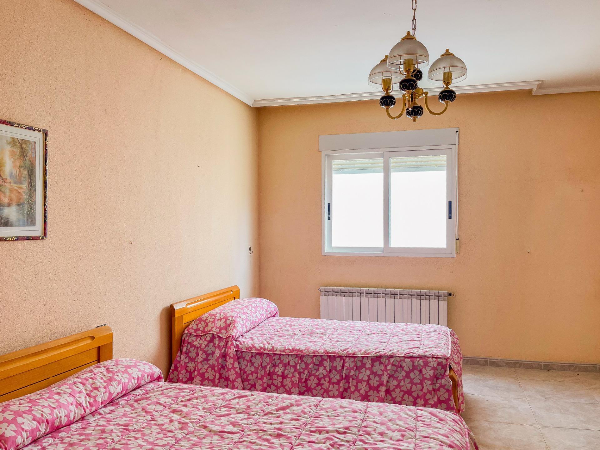 Pisos-Venta-Requena-1399218-Foto-30