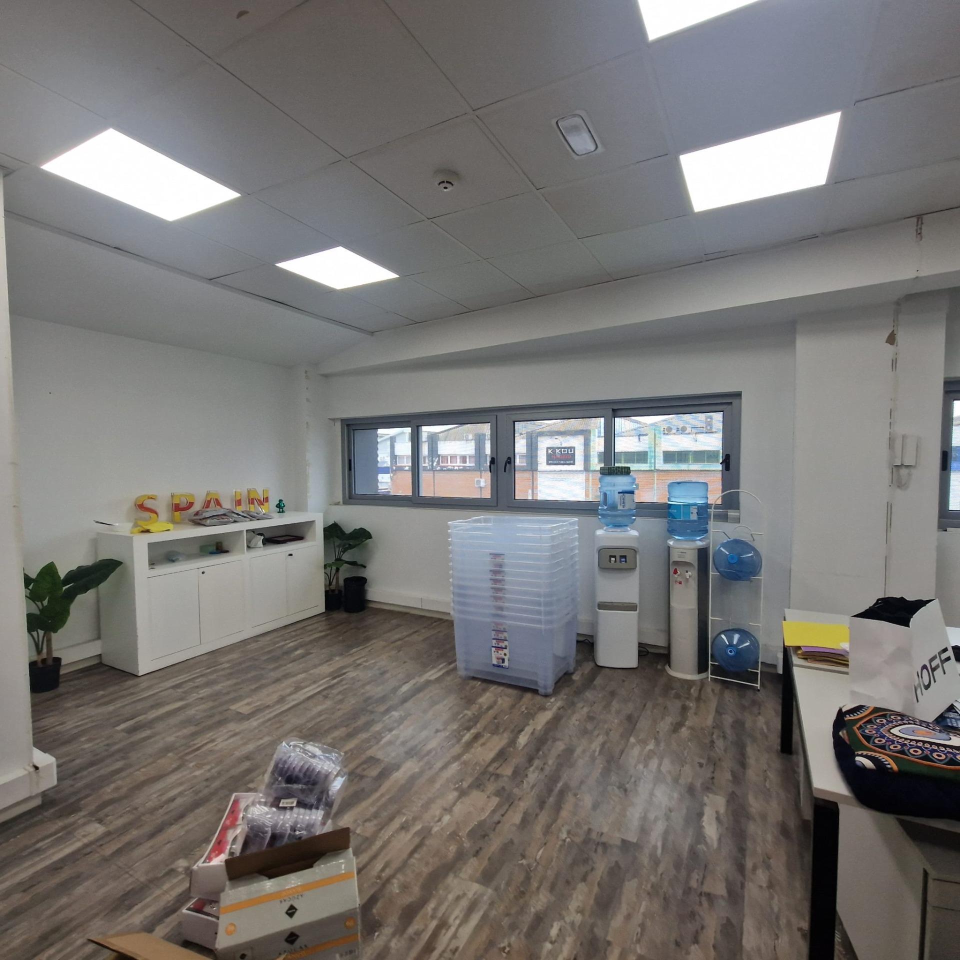 Industrial en alquiler  Alcorcón, Madrid  1/1