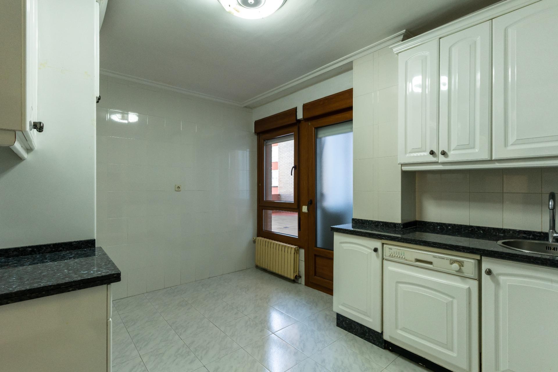 Pisos-Venta-Oviedo-2152830-Foto-5