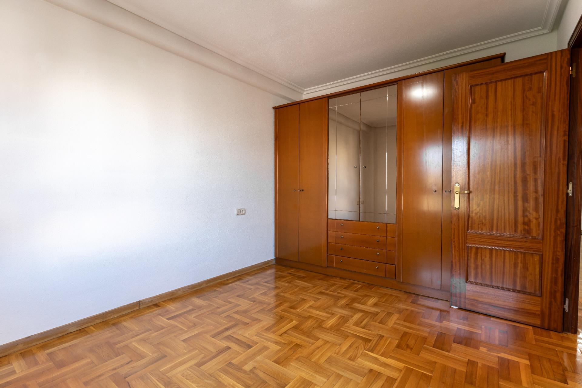 Pisos-Venta-Oviedo-2152830-Foto-25