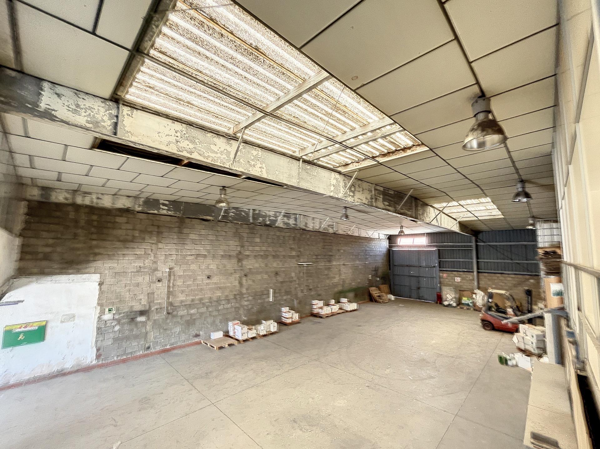 Naves-Venta-Sagunto-1385717-Foto-2