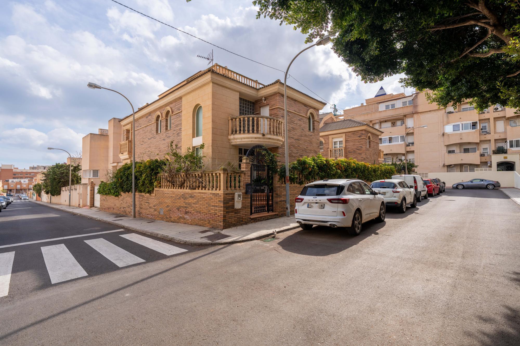 Casas o chalets-Venta-AlmerÃ­a-2172836-Foto-2