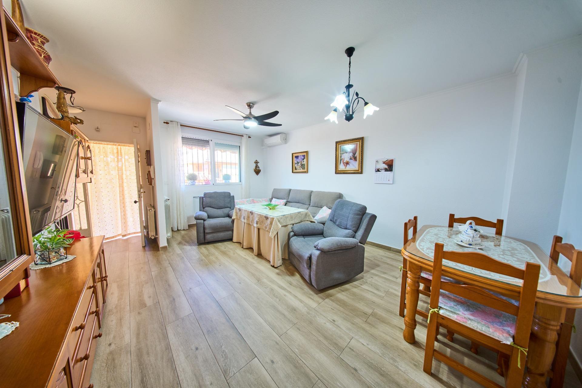 Casa en venta  calle VEGA, La Zubia, Granada  4/46