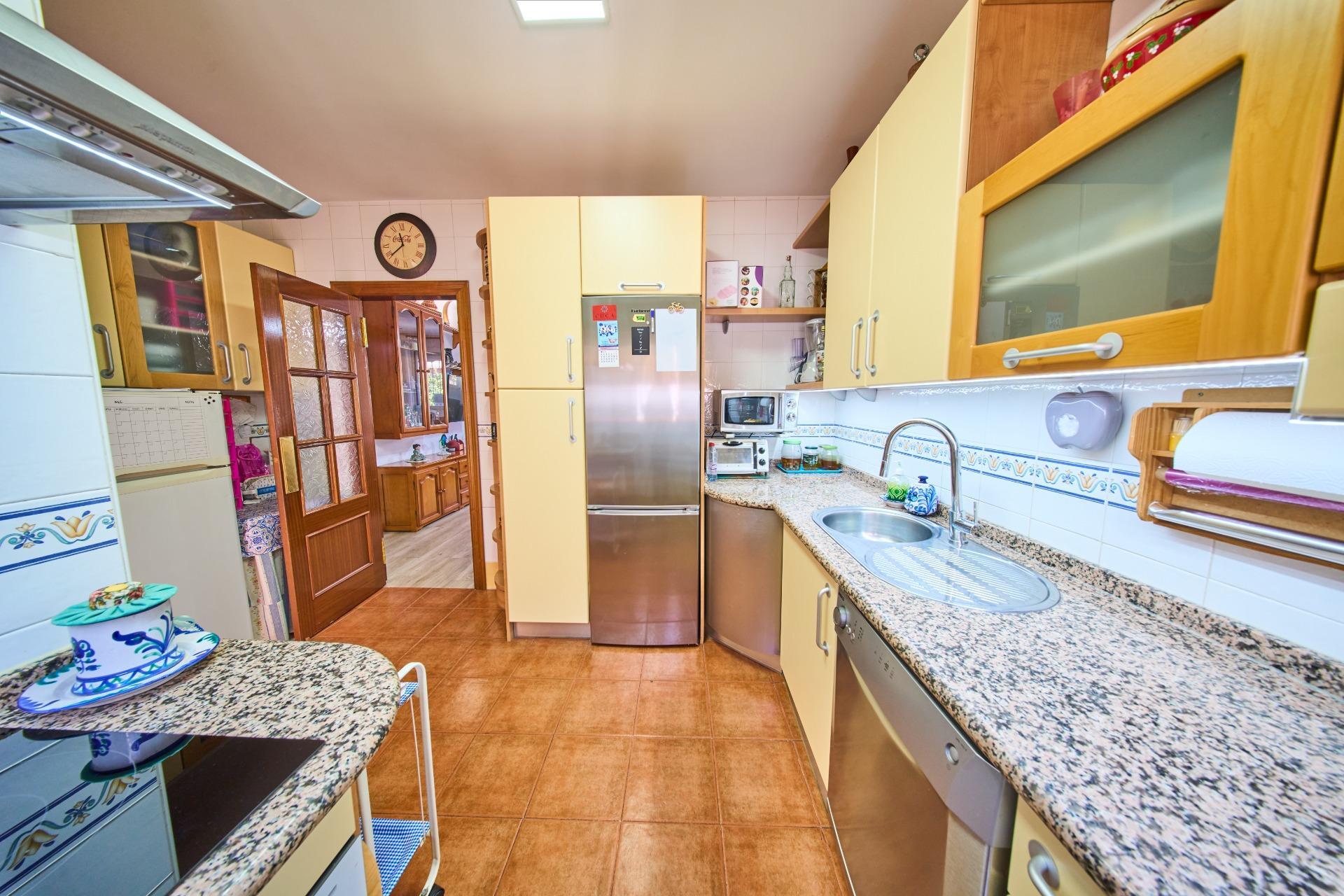 Casa en venta  calle VEGA, La Zubia, Granada  9/46