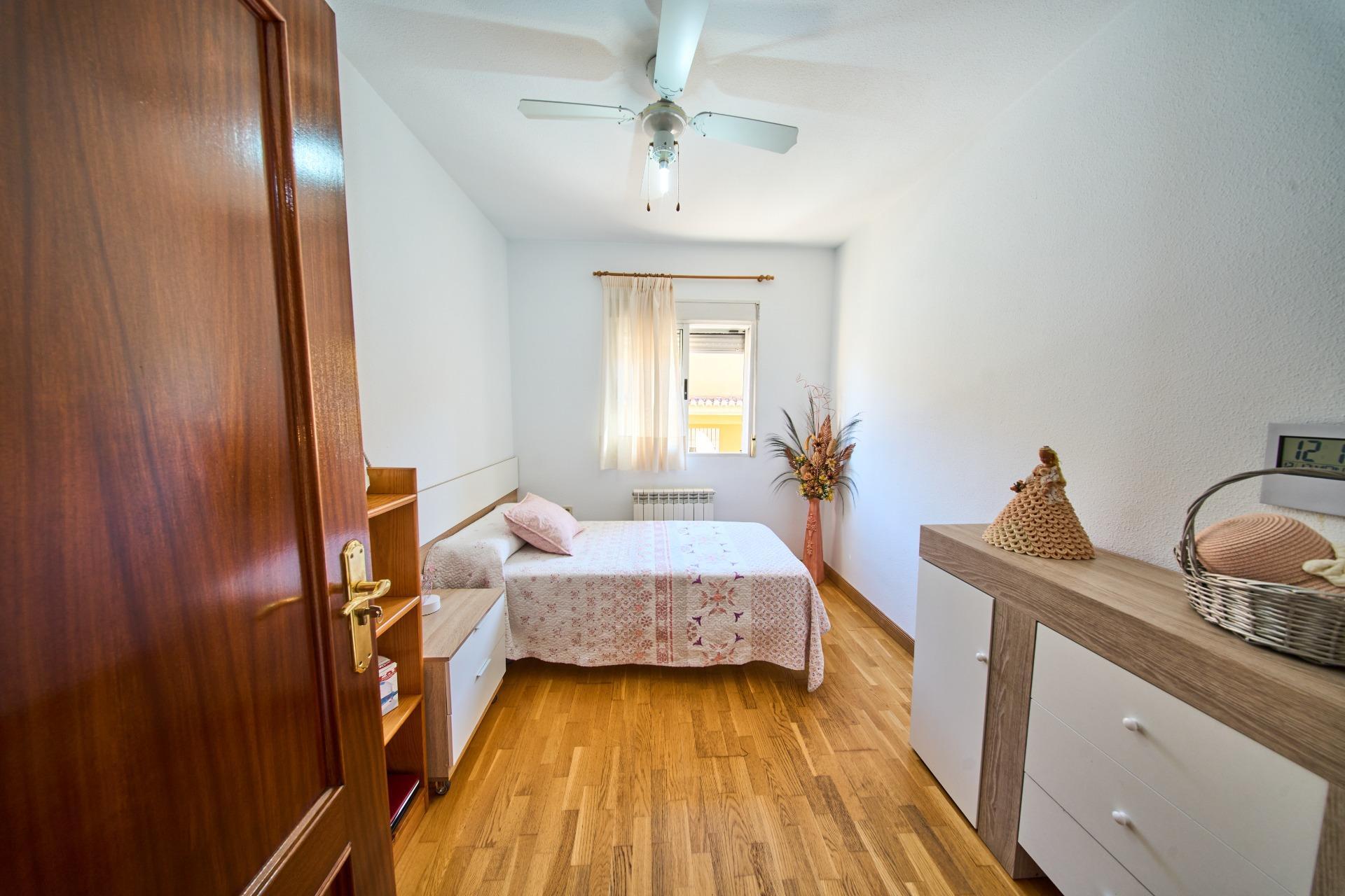 Casa en venta  calle VEGA, La Zubia, Granada  17/46