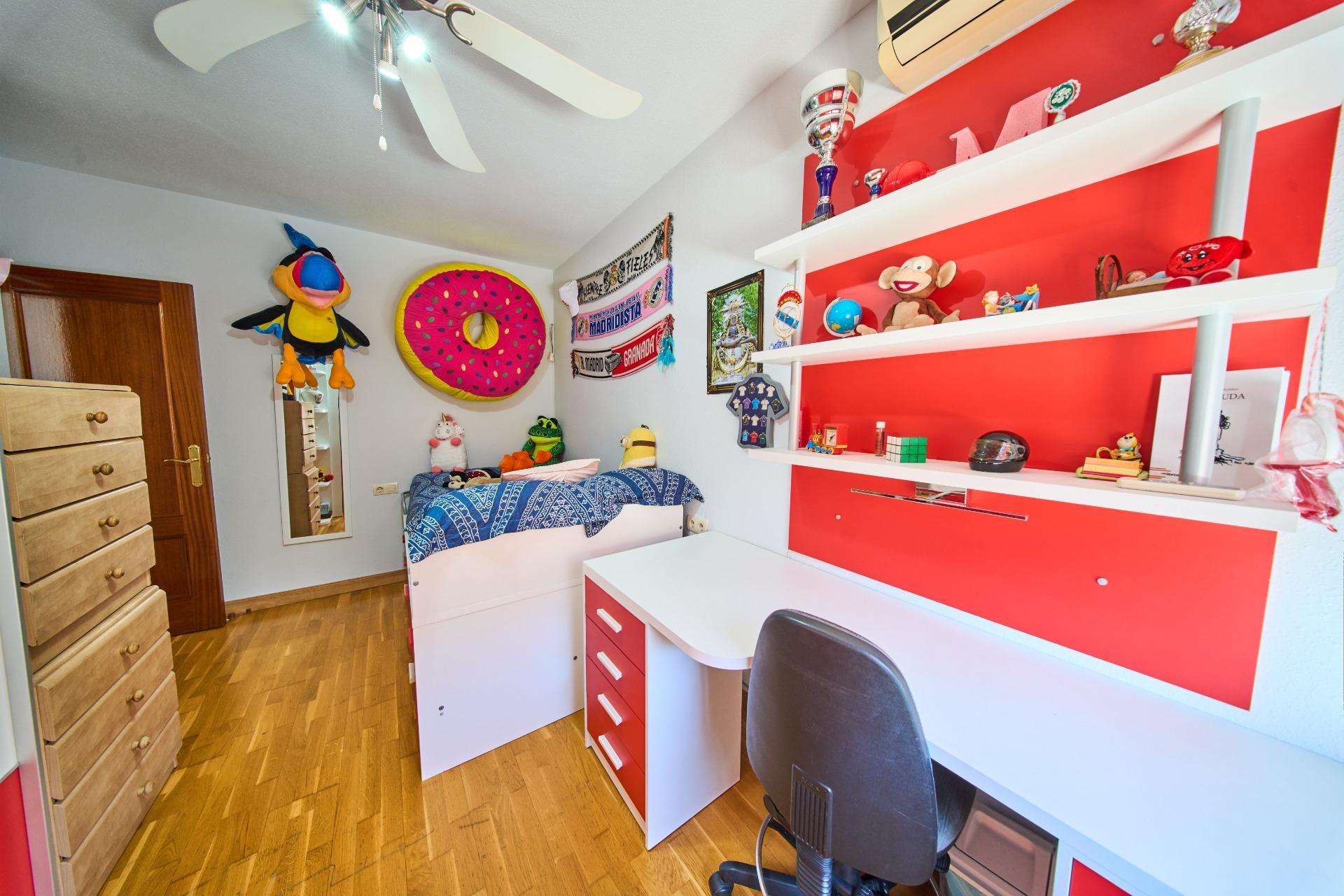 Casa en venta  calle VEGA, La Zubia, Granada  19/46