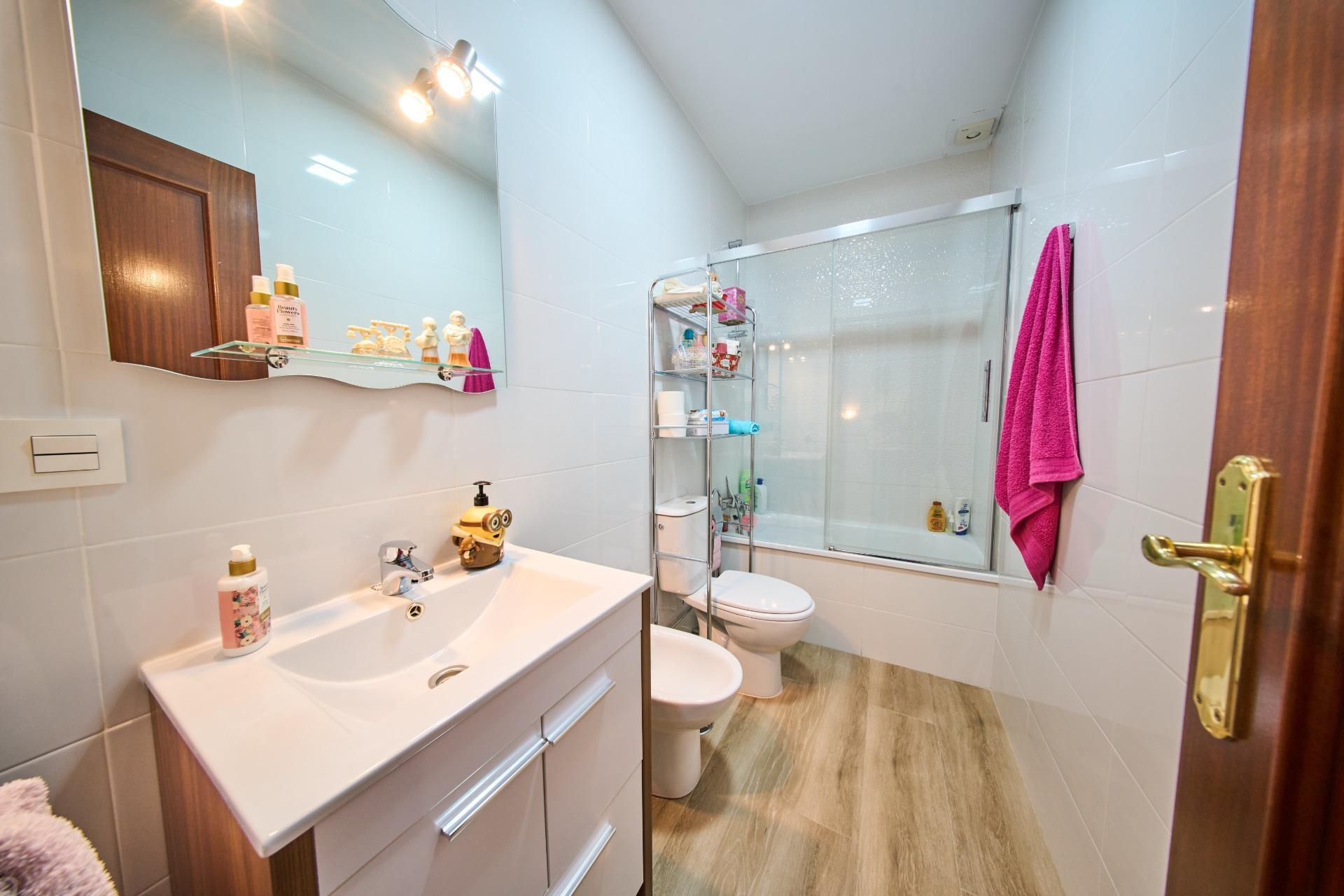 Casa en venta  calle VEGA, La Zubia, Granada  27/46