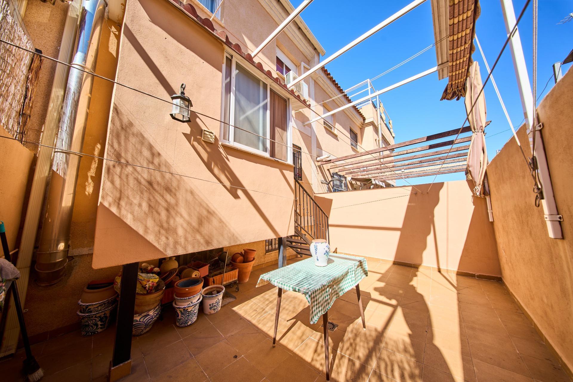 Casa en venta  calle VEGA, La Zubia, Granada  36/46