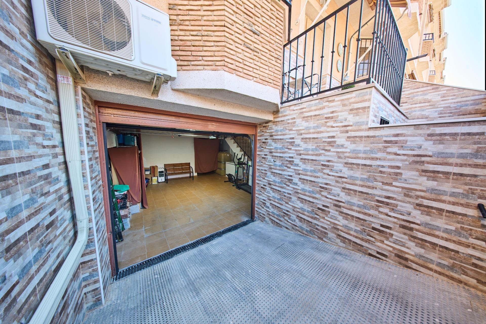 Casa en venta  calle VEGA, La Zubia, Granada  40/46