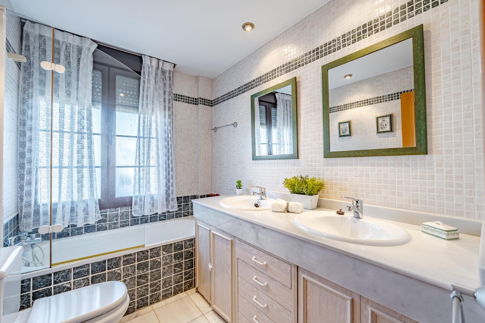 Casas o chalets-Venta-Pozuelo de AlarcÃ³n-2177181-Foto-27