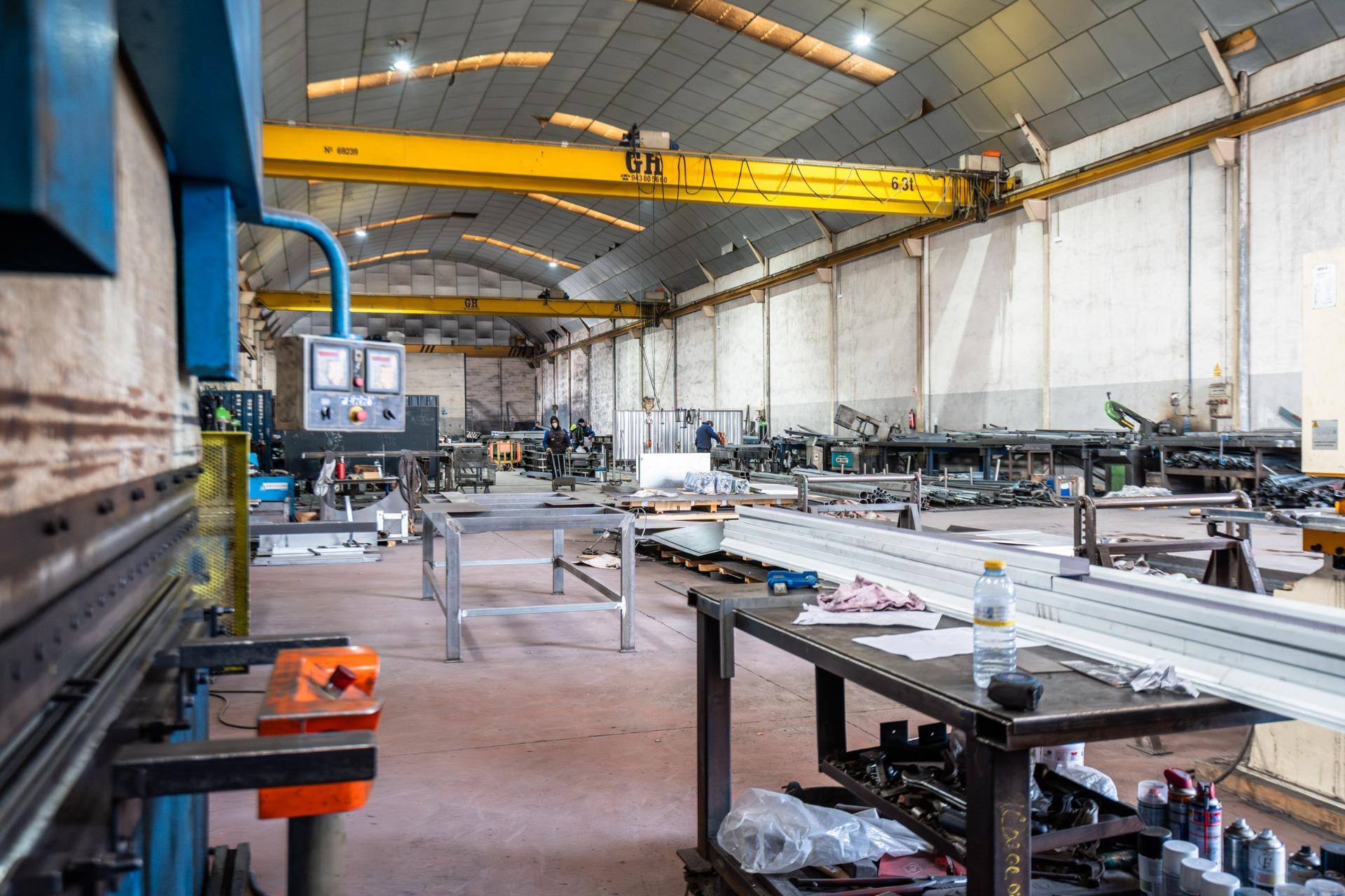 Naves-Venta-GriÃ±Ã³n-2091308-Foto-14