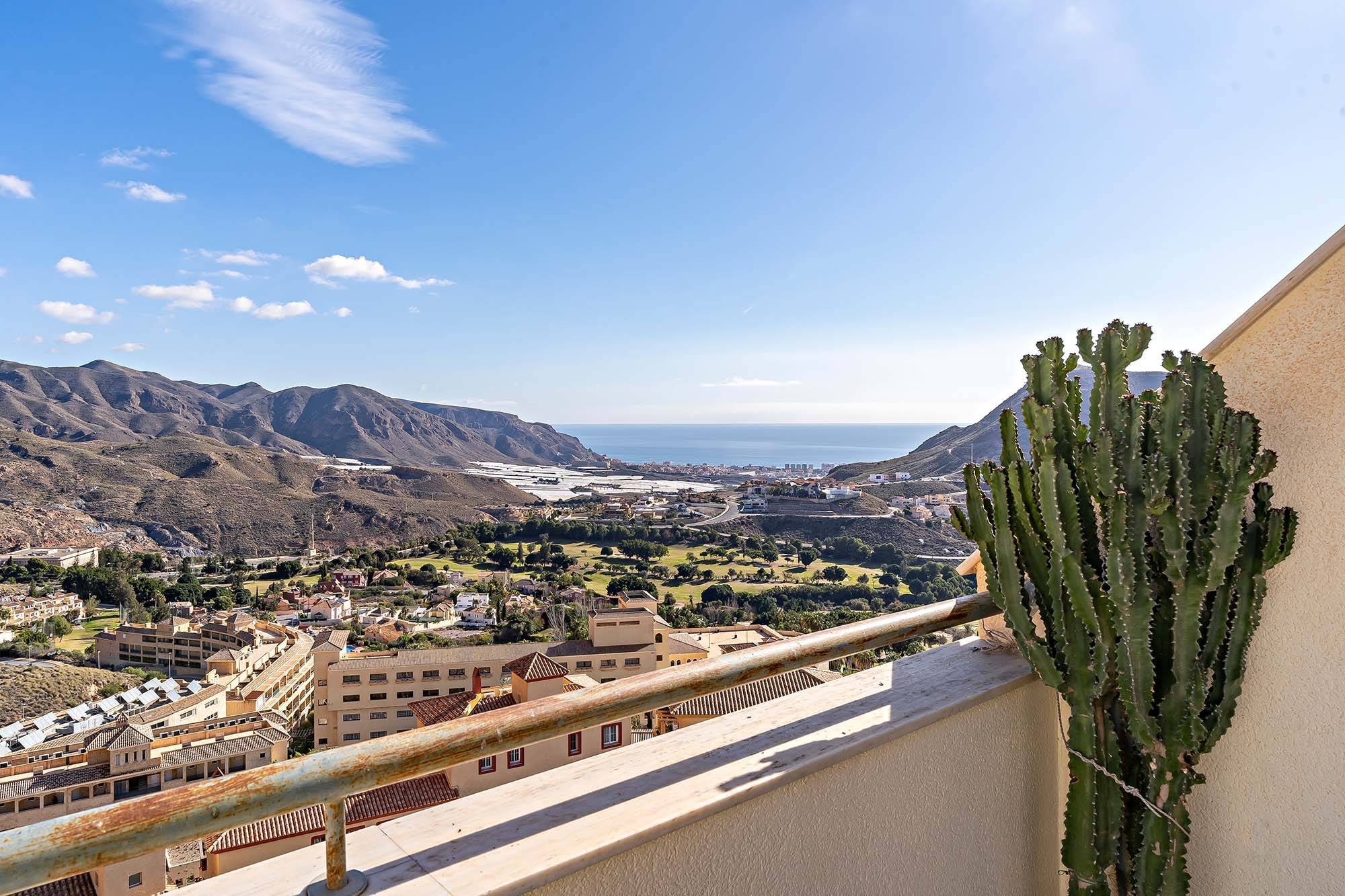 Pisos-Venta-Vícar-2177626