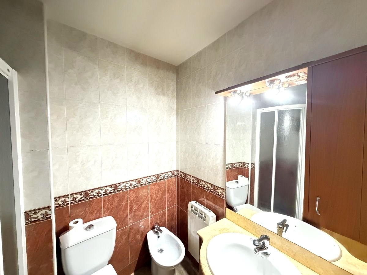 Pisos-Venta-Chiloeches-2178171-Foto-4