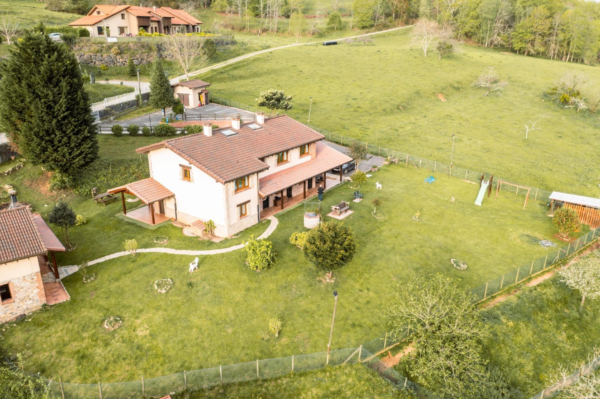 Edificios-Venta-Parres-2194007-Foto-2