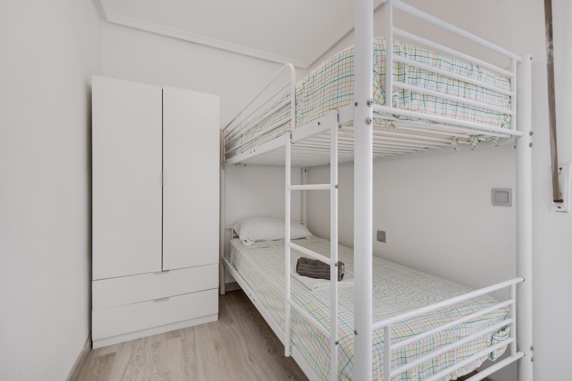 Pisos-Venta-Torrevieja-1935640-Foto-19