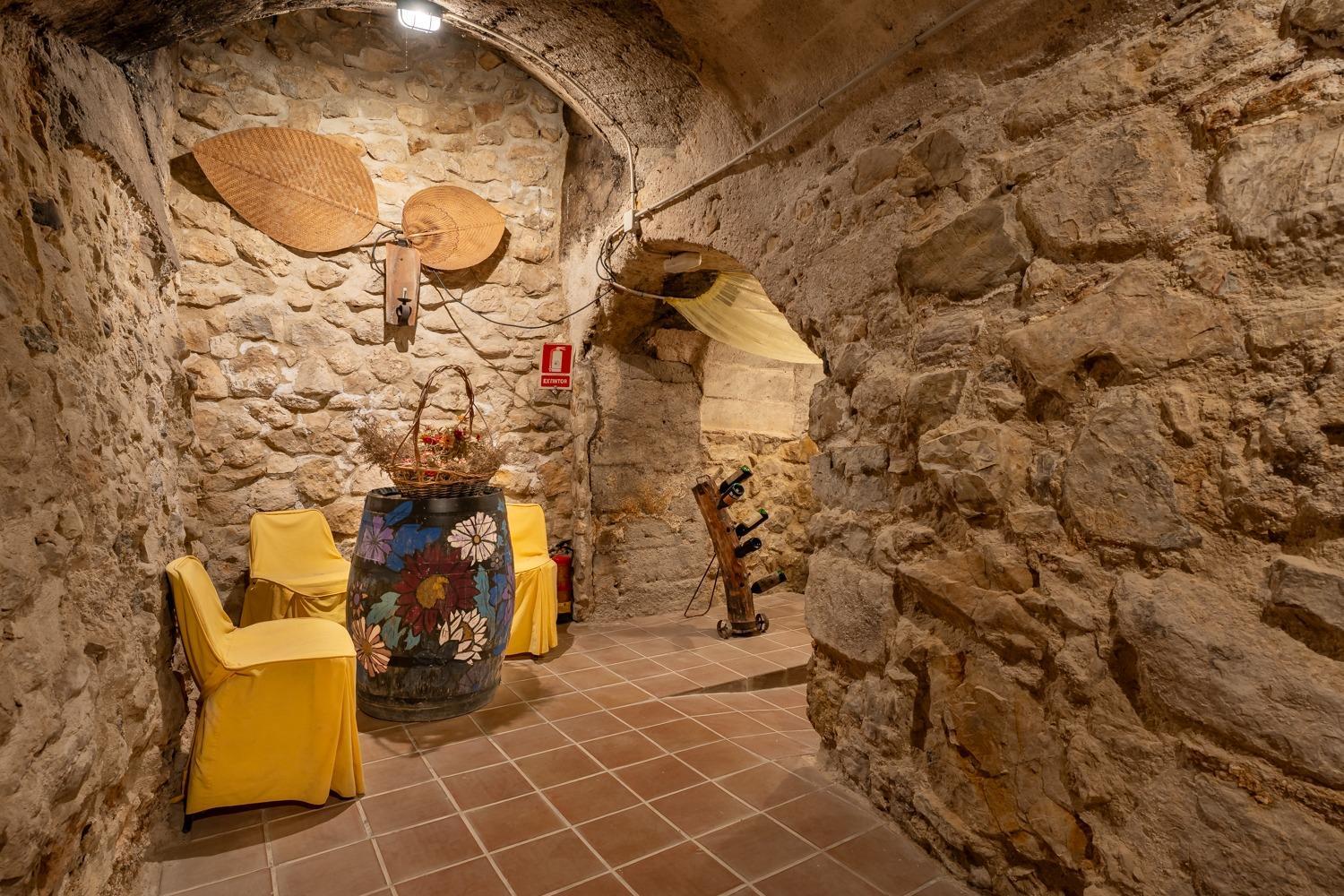 Edificios-Venta-Torrelaguna-2200197-Foto-17